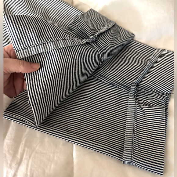 100% cotton Conductor stripe capris - Picture 16 of 16